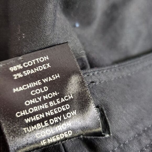 Ann Taylor Signature Womens Capri Pants Size 8 Black Pockets Chino Stretch - Picture 7 of 8
